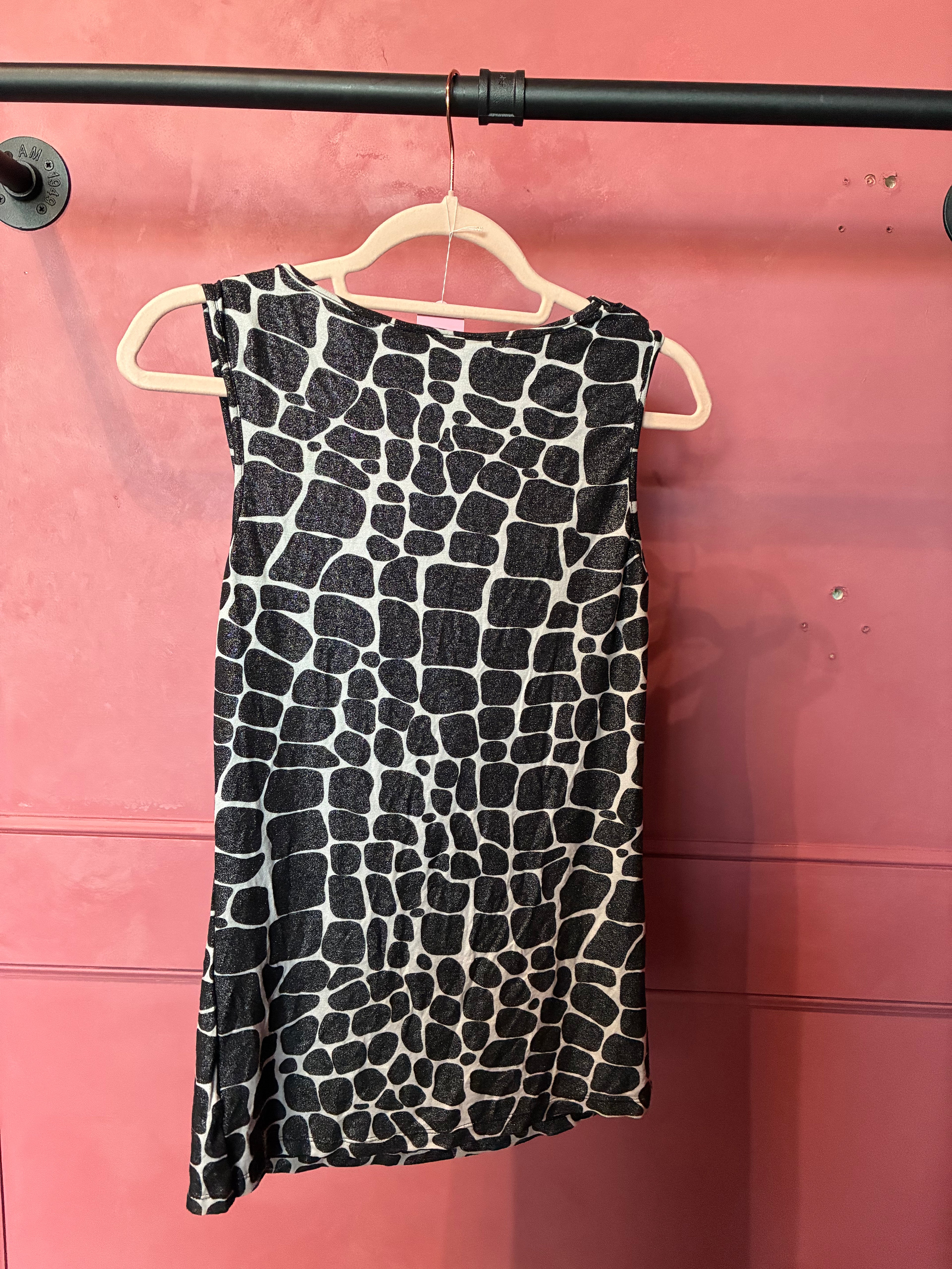 Y2K INC Black & White Giraffe Print Cowl Neck Tank Top